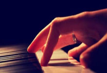 雷火电竞-湖人107：皇马3！这场元宇宙德比，暴露了足球的致命短板