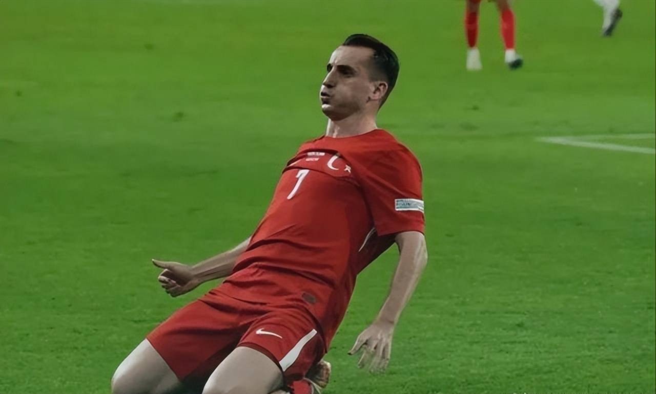 雷火电竞网站-包含波兰备战比利时，欧预赛强强对话精彩上演的词条