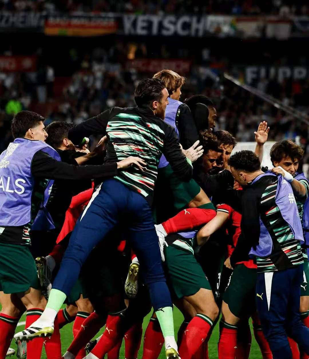 雷火电竞主播-包含瑞士备战葡萄牙球员士气正高的词条