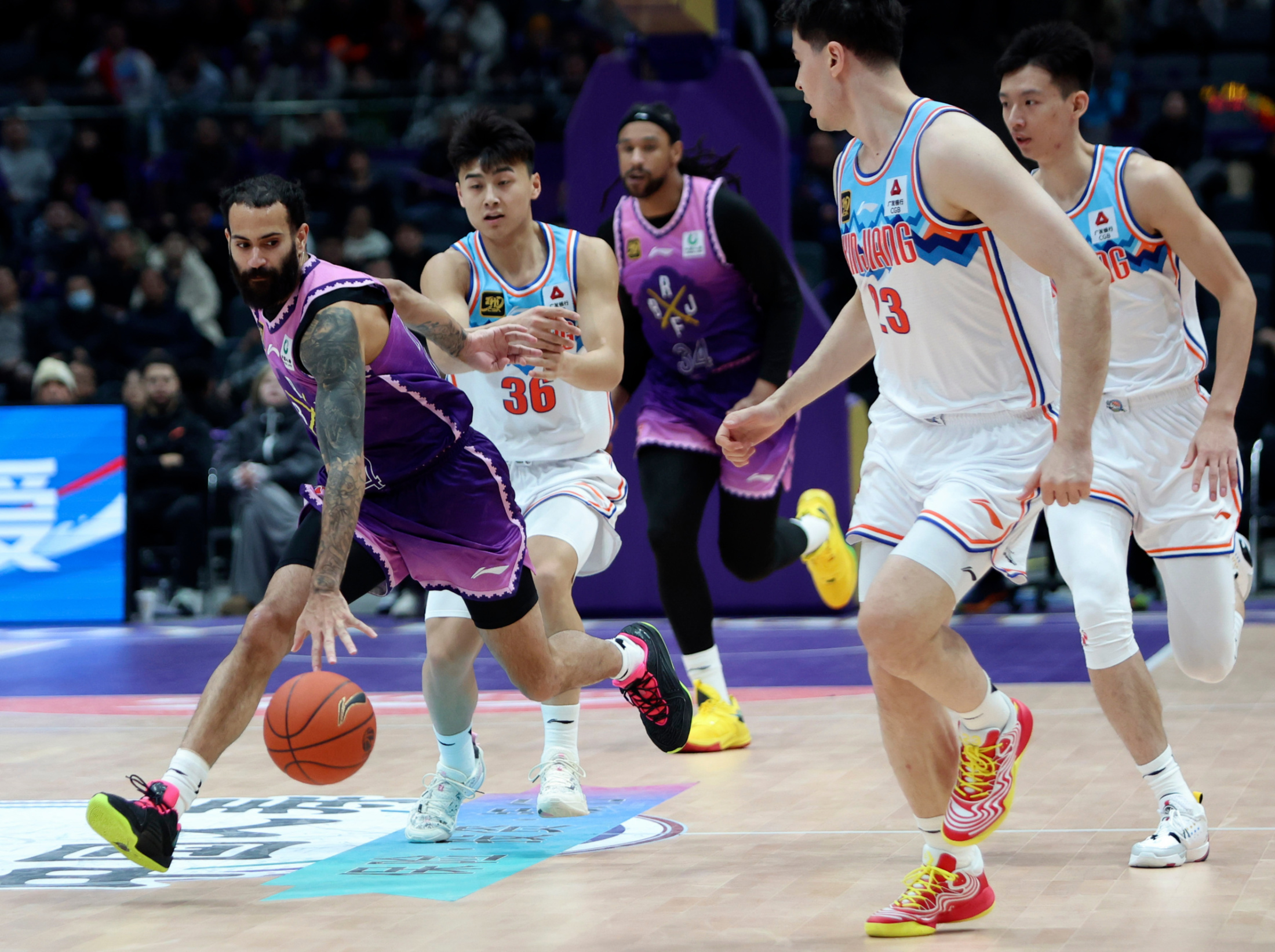 雷火电竞-包含爆冷！篮球强队意外出局震惊全场的词条