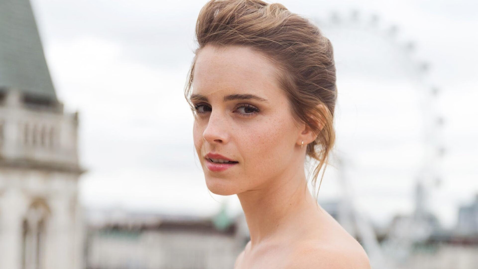 西决生死战，特雷·杨领衔老鹰强势撕碎快船晋级路